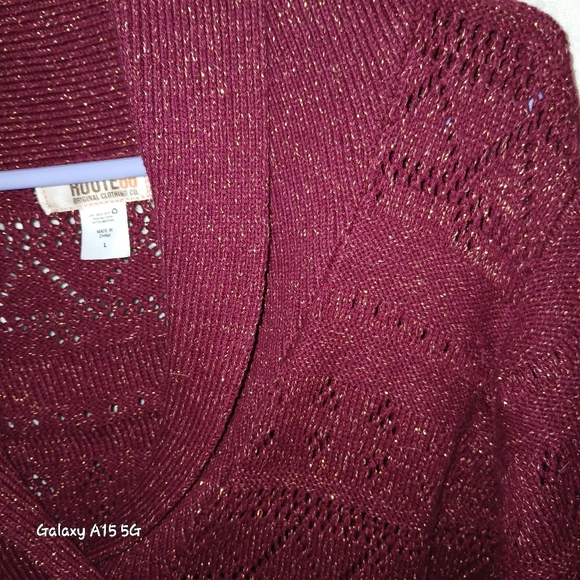🌼✨️ Women's Burgundy Button Up Cardigan Sweater ✨️ - Picture 10 of 16
